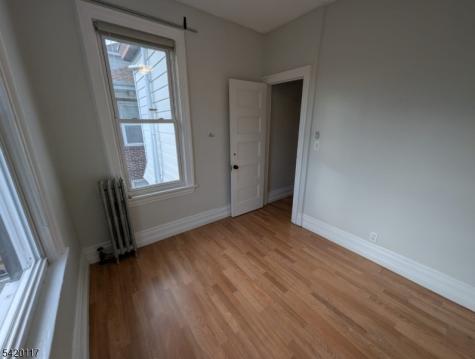 124 2ND Avenue Newark NJ 07104
