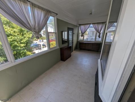 124 2ND Avenue Newark NJ 07104