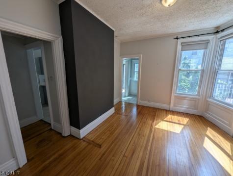 124 2ND Avenue Newark NJ 07104