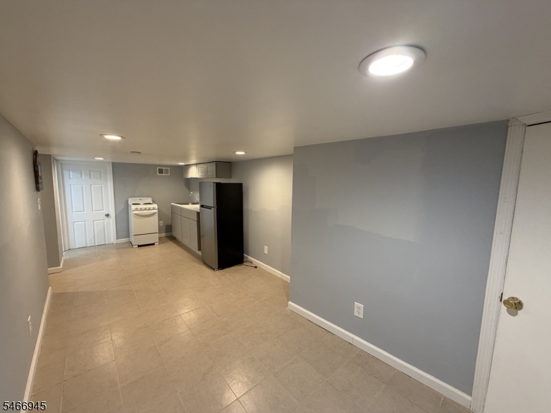289 Rose Street Newark NJ 07108