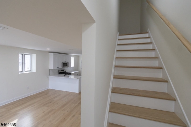 337 W Clay Avenue Roselle Park NJ 07204