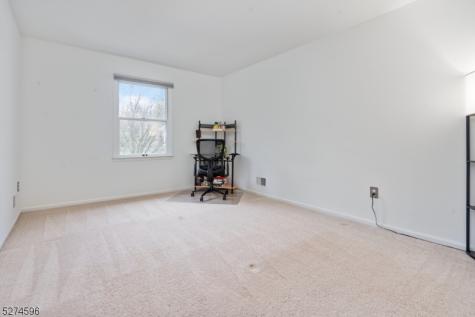 18 Pond Ridge Drive Clinton NJ 08809