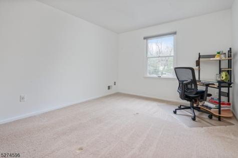 18 Pond Ridge Drive Clinton NJ 08809