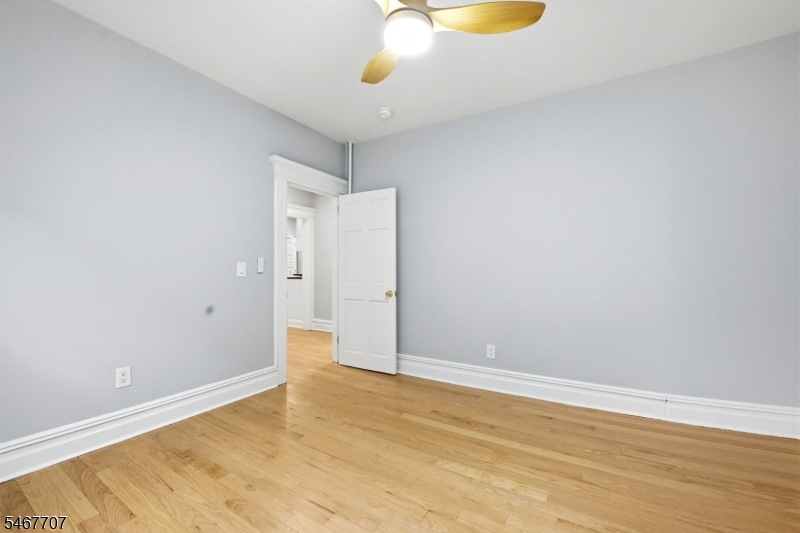 16 Munn Street Montclair NJ 07042