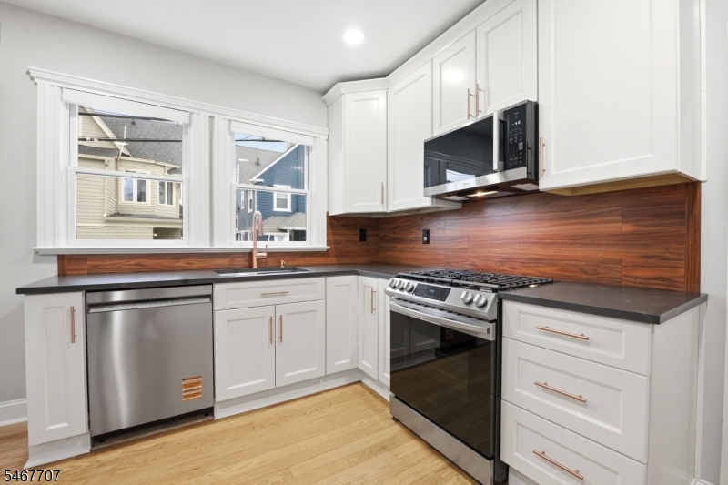 16 Munn Street Montclair NJ 07042