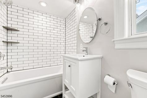 64 Montague Place Montclair NJ 07042