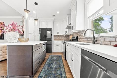 64 Montague Place Montclair NJ 07042