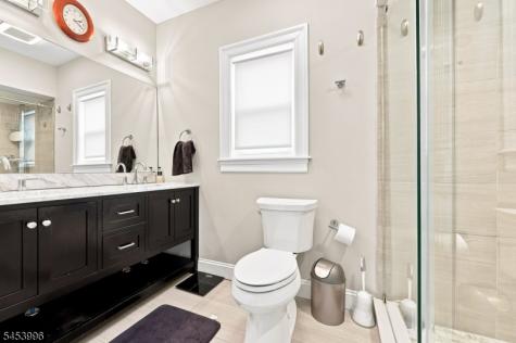 64 Montague Place Montclair NJ 07042