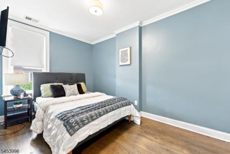64 Montague Place Montclair NJ 07042