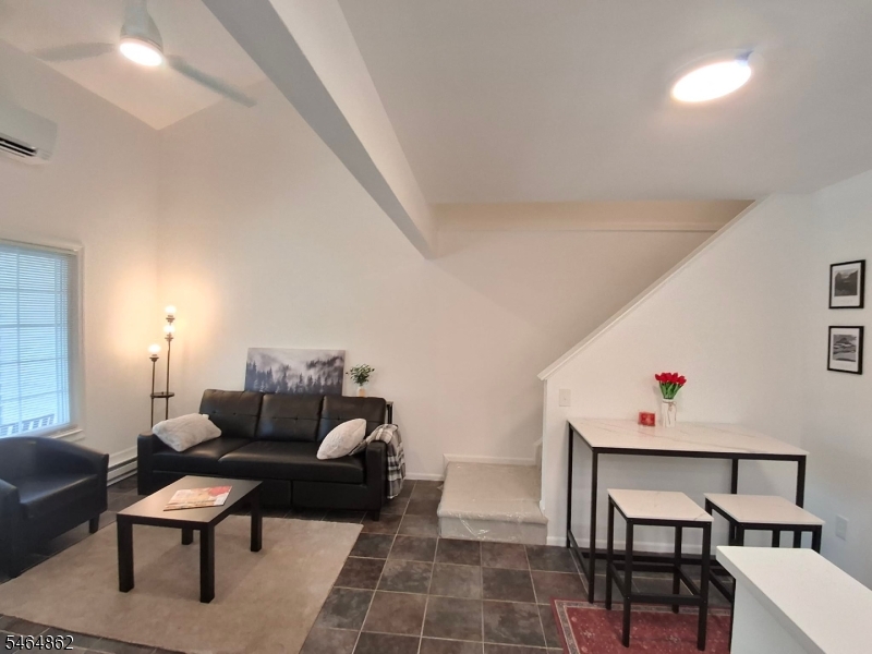 26 Larkspur Court Bedminster NJ 07921