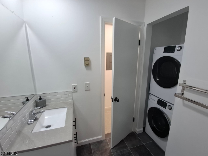 26 Larkspur Court Bedminster NJ 07921