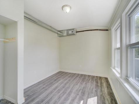 57 Poe Avenue Newark NJ 07106