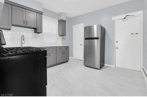 139 S 8th Street Newark NJ 07107