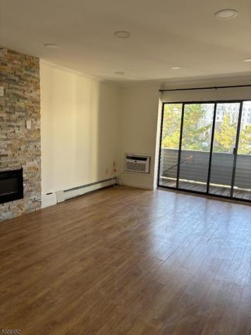12 River Road Nutley NJ 07110