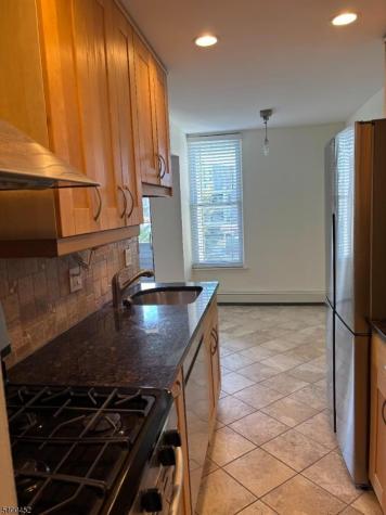 12 River Road Nutley NJ 07110