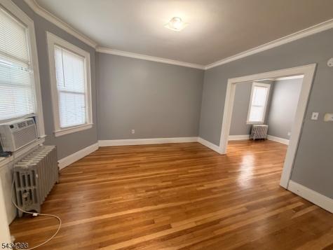 411 E Kinney Street Newark NJ 07105