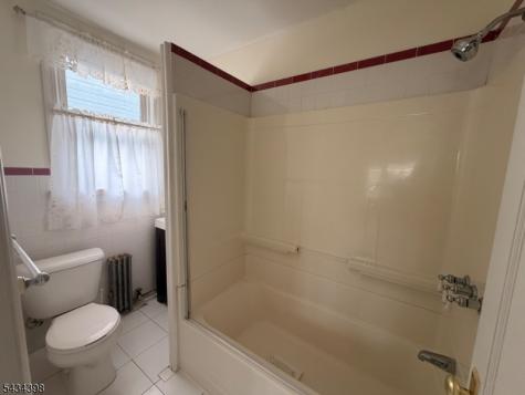 411 E Kinney Street Newark NJ 07105