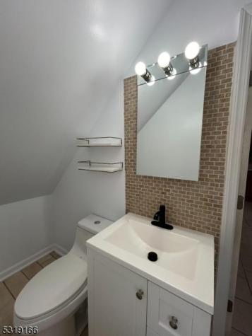 119 Columbus Place Roselle Park NJ 07204