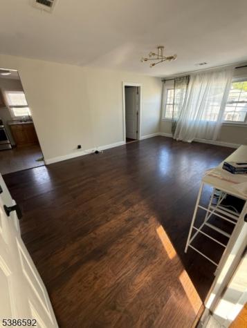 105 Norwood Street Newark NJ 07106