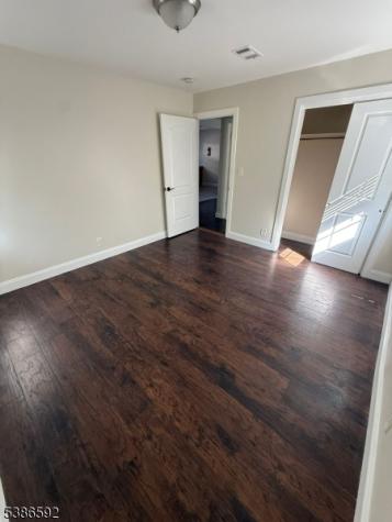 105 Norwood Street Newark NJ 07106