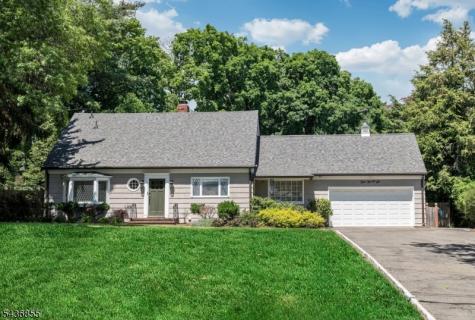 496 Lincoln Avenue Ridgewood Village NJ 07450