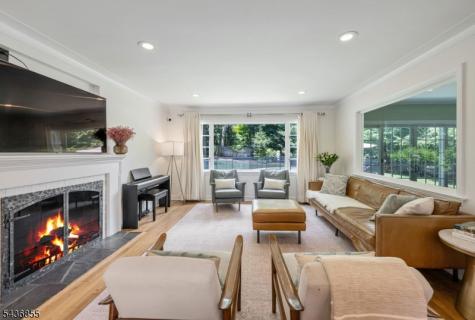 496 Lincoln Avenue Ridgewood Village NJ 07450