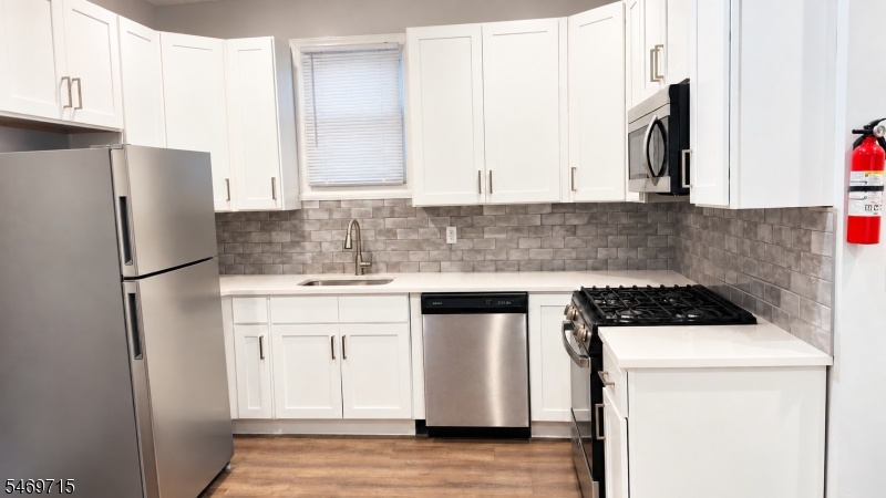 135 Fabyan Place Newark NJ 07112