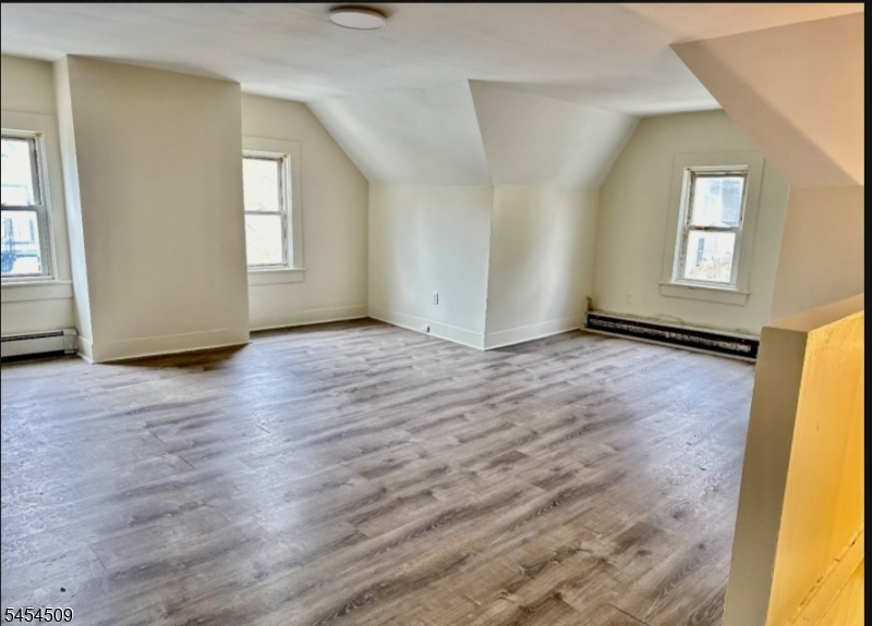 18 Sussex St - Apt B Newton NJ 07860