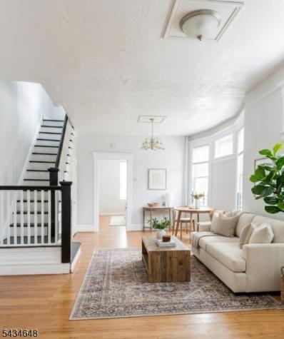 79 Oakland Terrace Newark NJ 07106