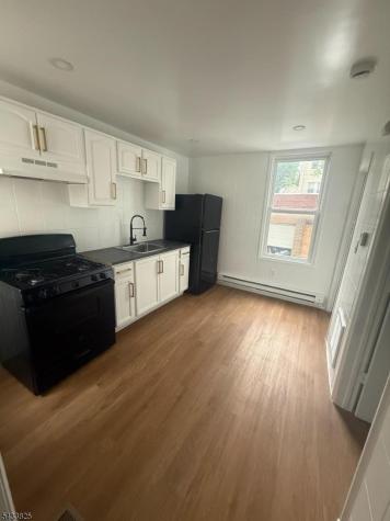 790 S 18th Street Newark NJ 07103