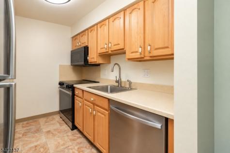 731 Belleville Ave A6 Belleville NJ 07109