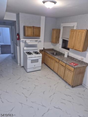 51 Lincoln Place Irvington NJ 07111