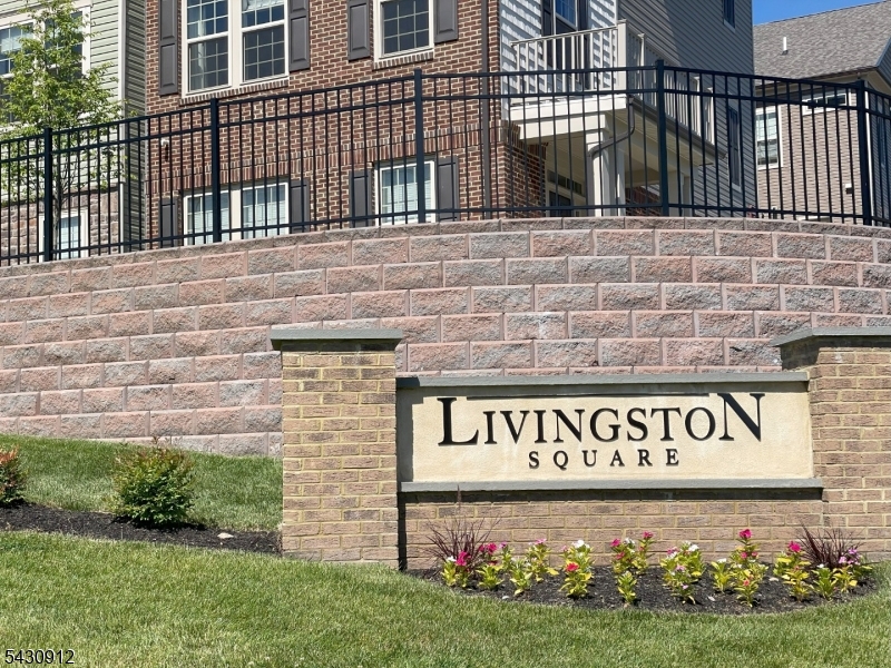 2 Gala Court Livingston NJ 07039