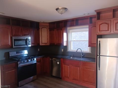 83 N Willow Street Montclair NJ 07042