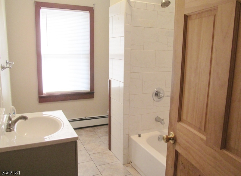33 Cedar Alley Phillipsburg NJ 08865