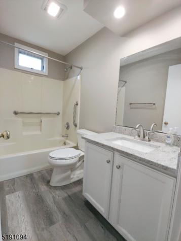3 Teneyck Avenue Greenwood Lake NJ 10925