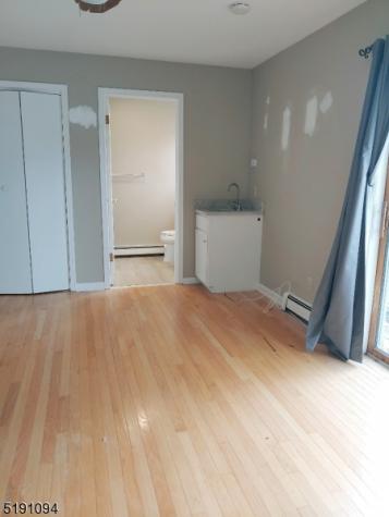 3 Teneyck Avenue Greenwood Lake NJ 10925