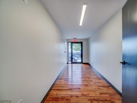 486 Market Street Newark NJ 07105