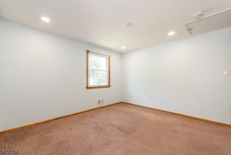 75 Star Lake Road Bloomingdale NJ 07403