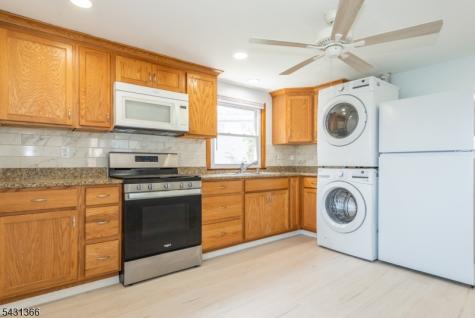 75 Star Lake Road Bloomingdale NJ 07403