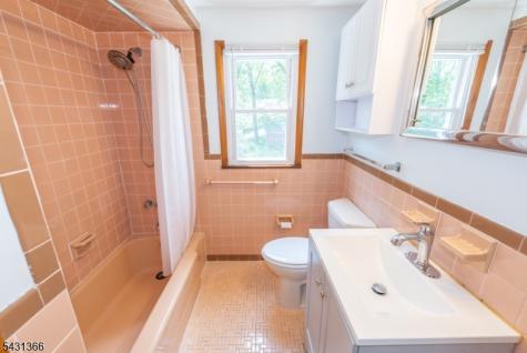 75 Star Lake Road Bloomingdale NJ 07403