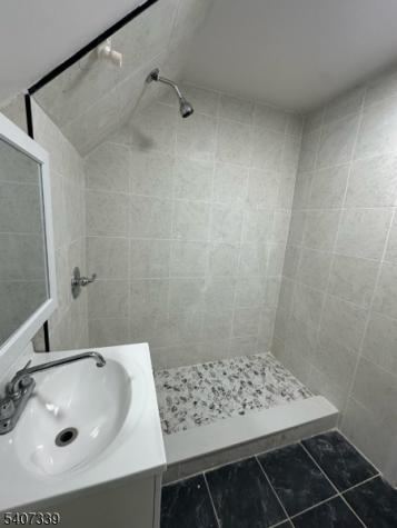 46 Woodlawn Avenue Jersey City NJ 07305