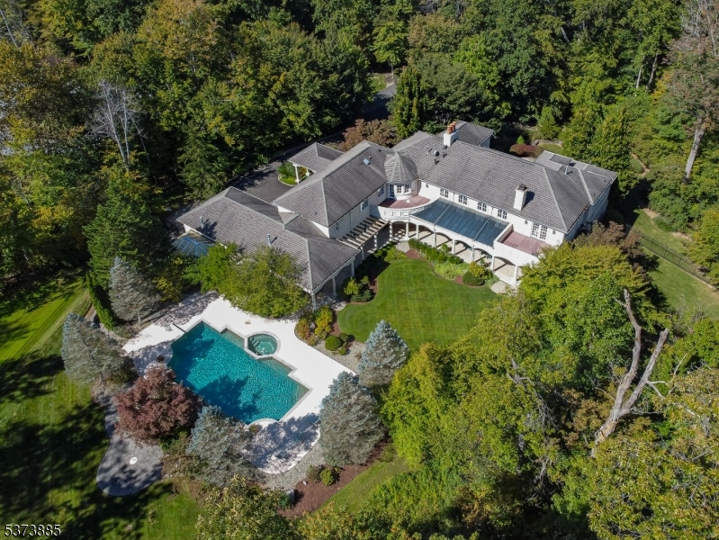 21 Stoningham Drive Warren NJ 07059