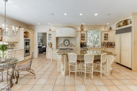21 Stoningham Drive Warren NJ 07059