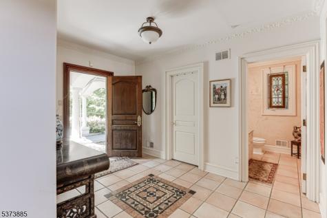 21 Stoningham Drive Warren NJ 07059
