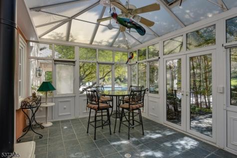 21 Stoningham Drive Warren NJ 07059