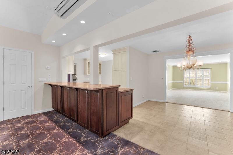 19 Crefeld Court Lincoln Park NJ 07035