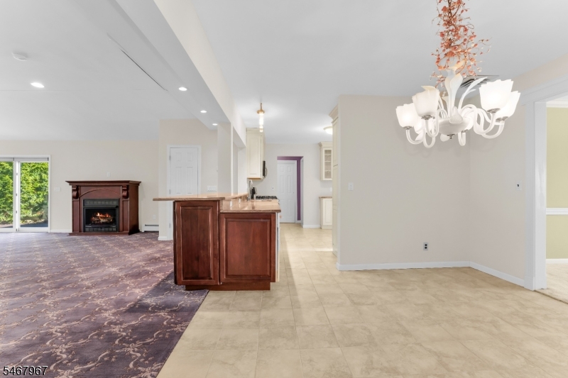 19 Crefeld Court Lincoln Park NJ 07035