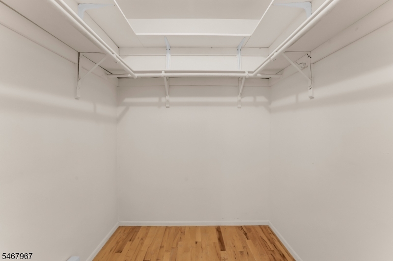 19 Crefeld Court Lincoln Park NJ 07035