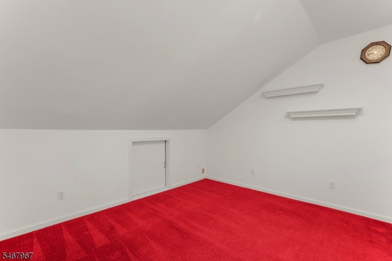 19 Crefeld Court Lincoln Park NJ 07035